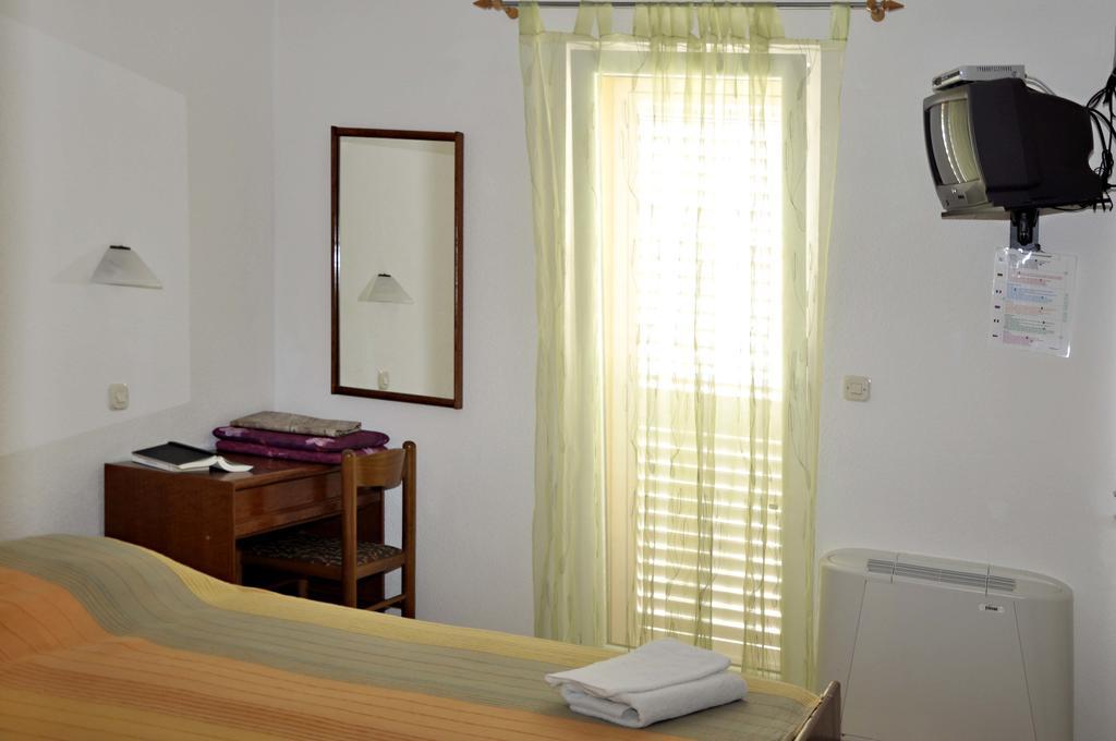Hotel San Rocco Lumbarda Esterno foto
