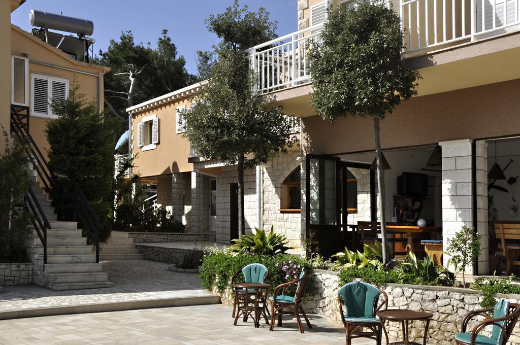 Hotel San Rocco Lumbarda Esterno foto